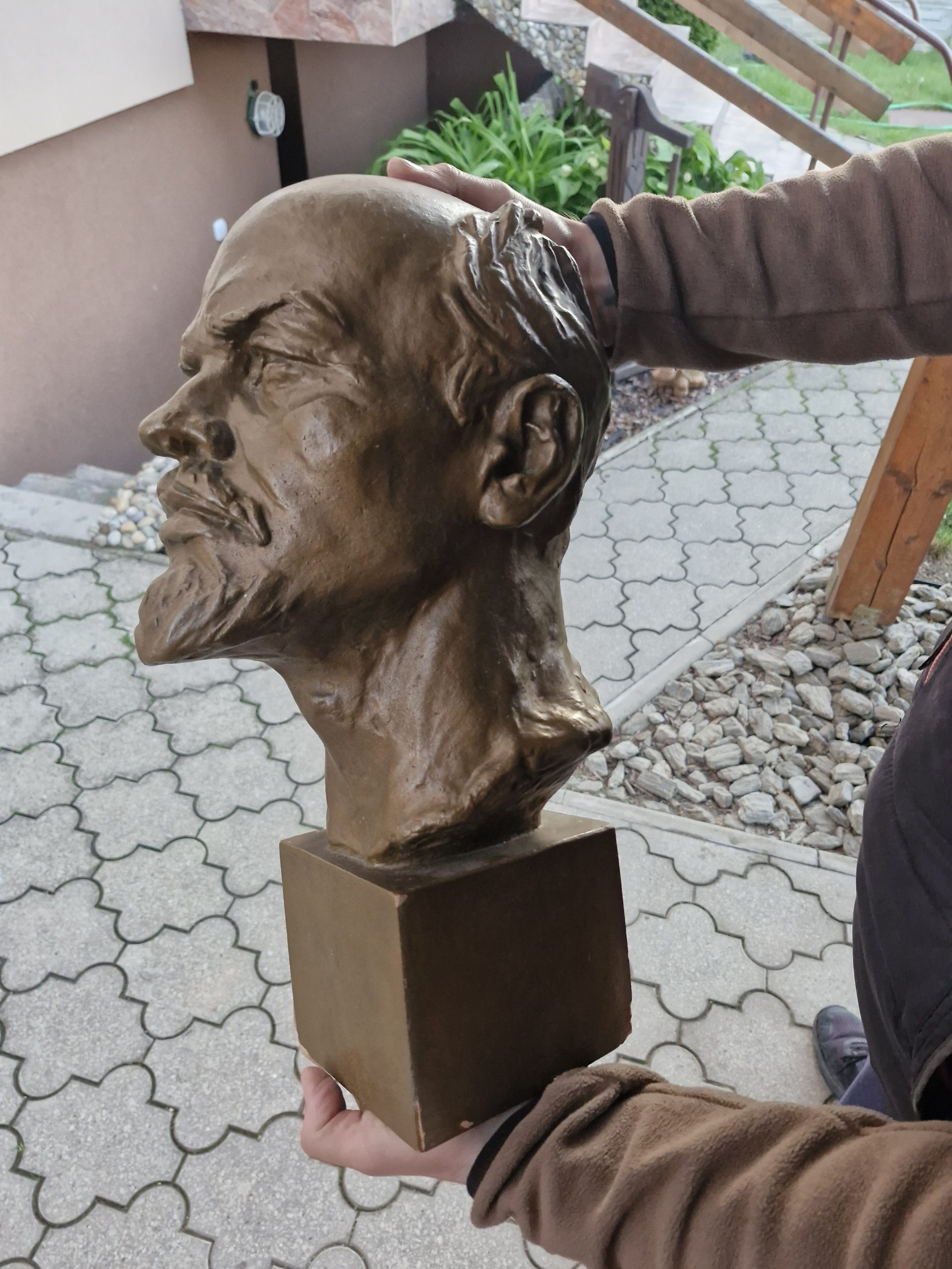 Busta Lenin – Obrázok 3