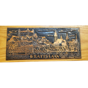 Autentický vintage suvenír Bratislava