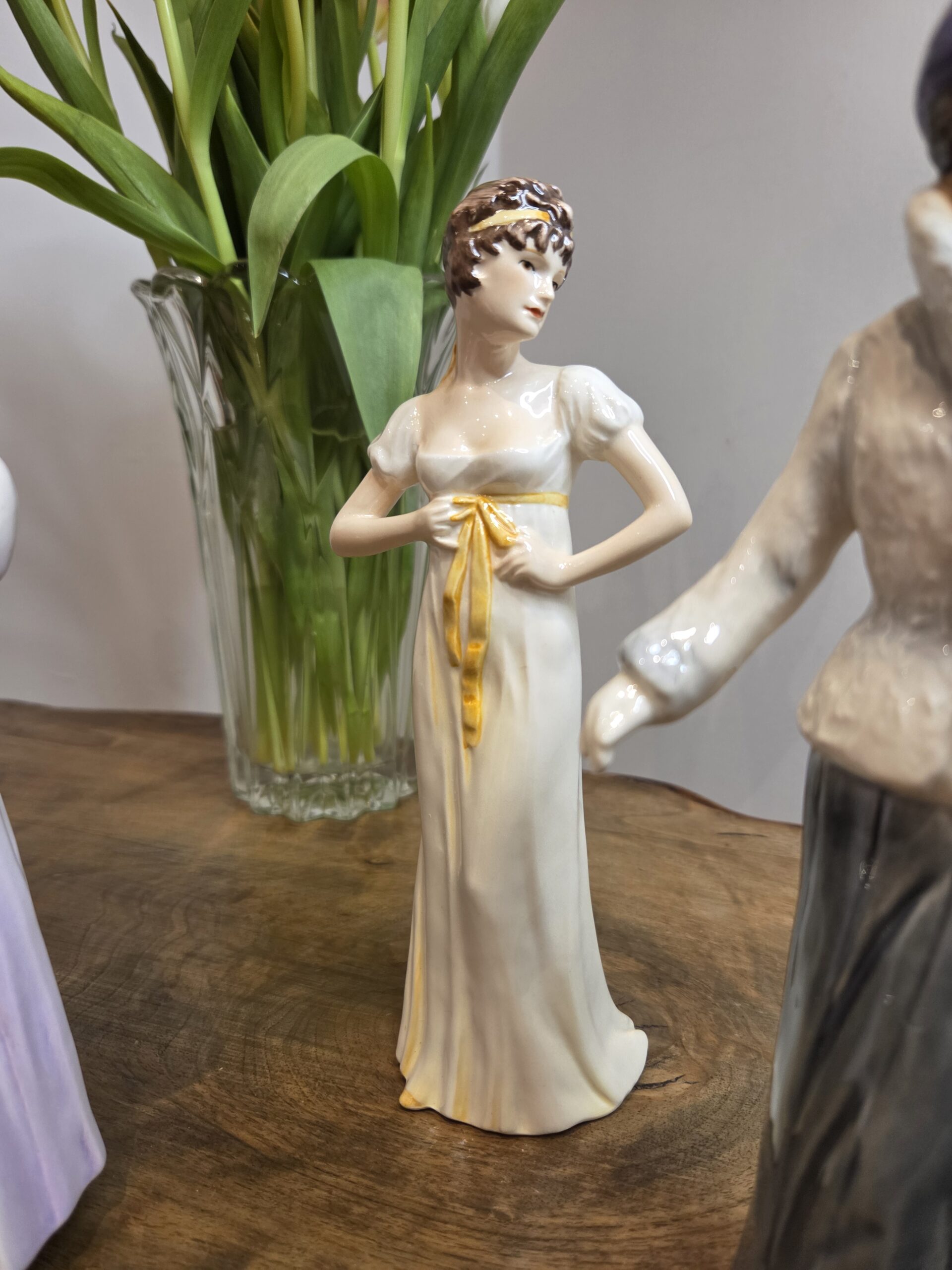 Exkluzívna zberateľská kolekcia (časť) : Goebel Fashions on Parade – Obrázok 4