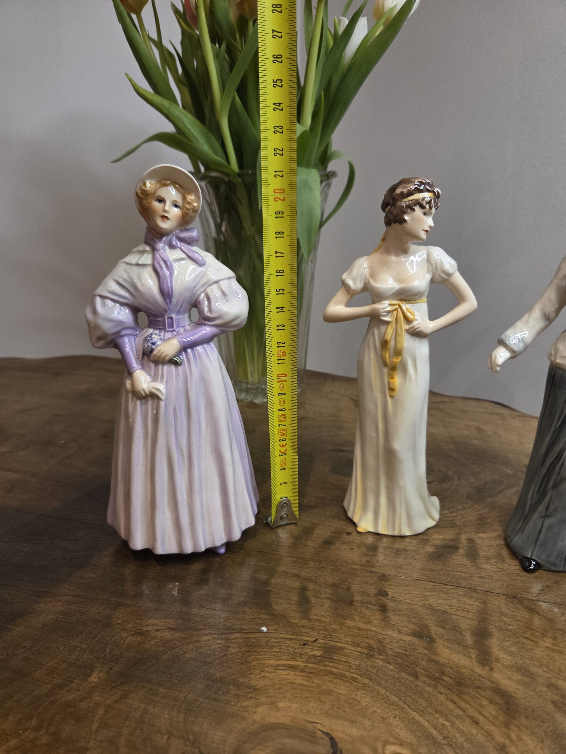 Exkluzívna zberateľská kolekcia (časť) : Goebel Fashions on Parade – Obrázok 12