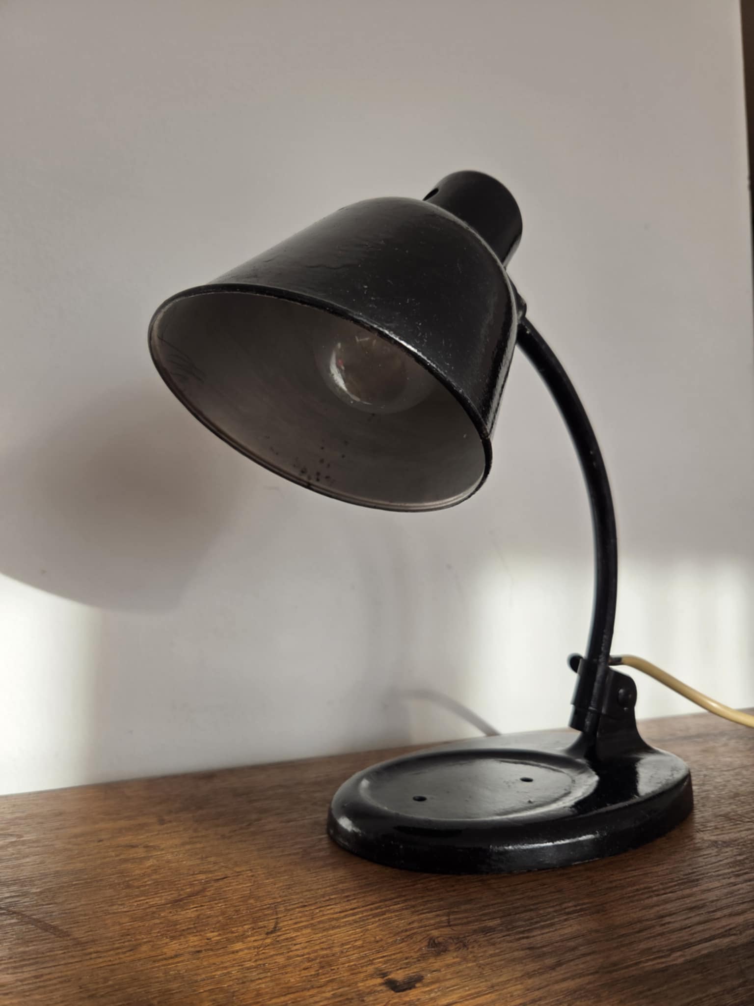 Industriálna stolová lampa – Obrázok 7