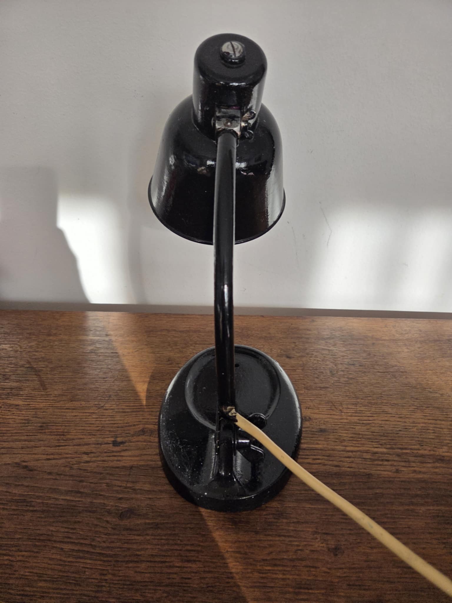 Industriálna stolová lampa – Obrázok 6