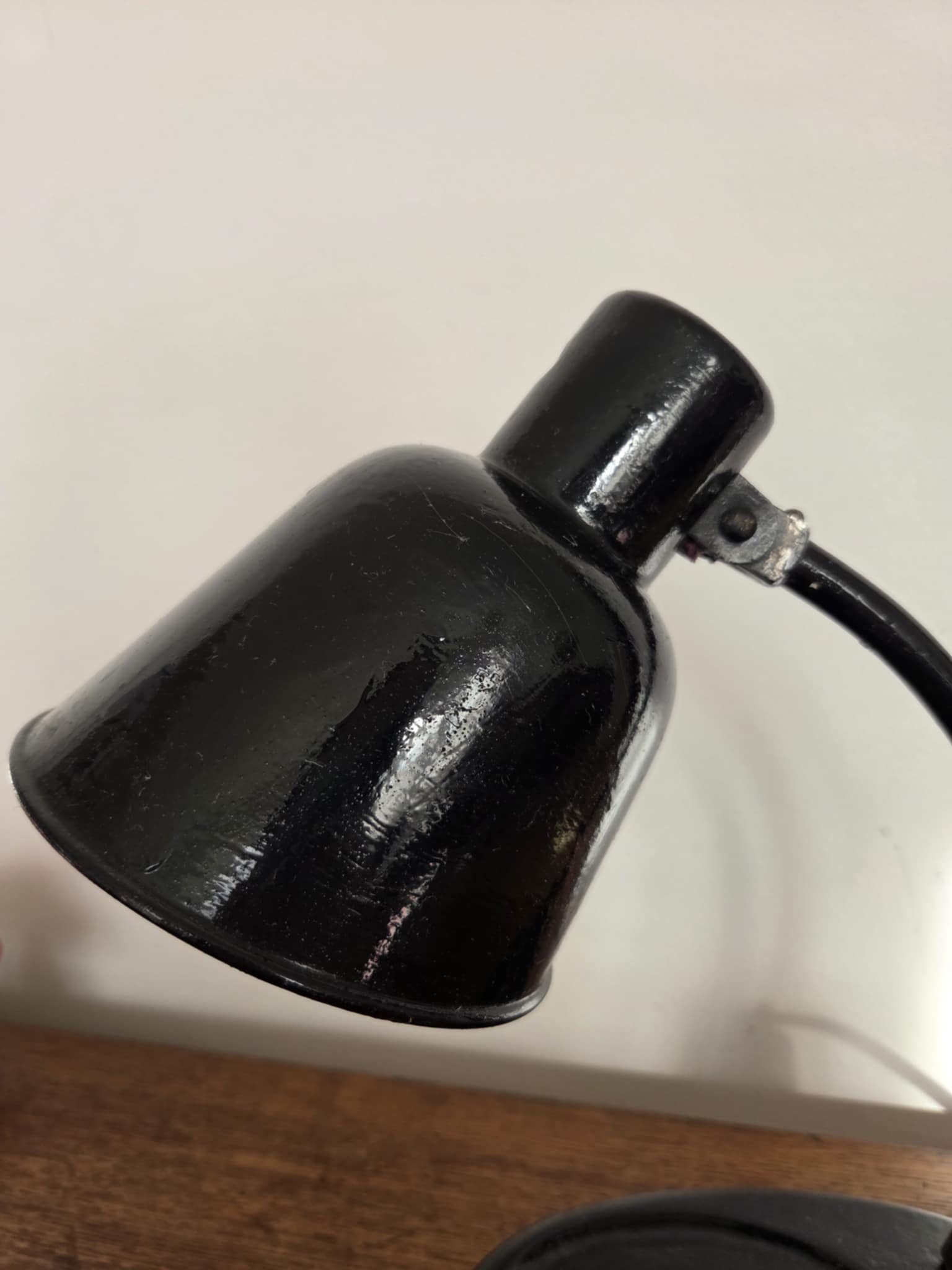 Industriálna stolová lampa – Obrázok 5