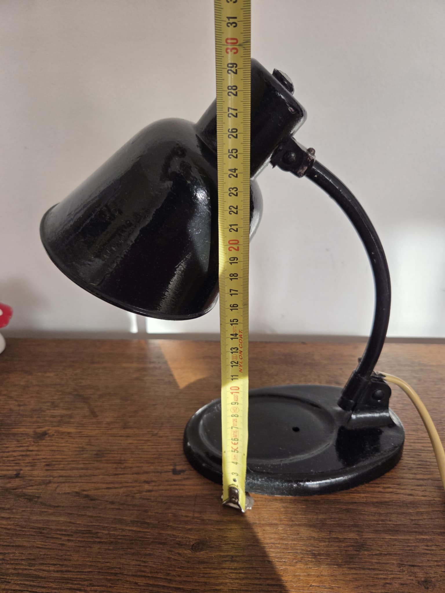 Industriálna stolová lampa – Obrázok 9