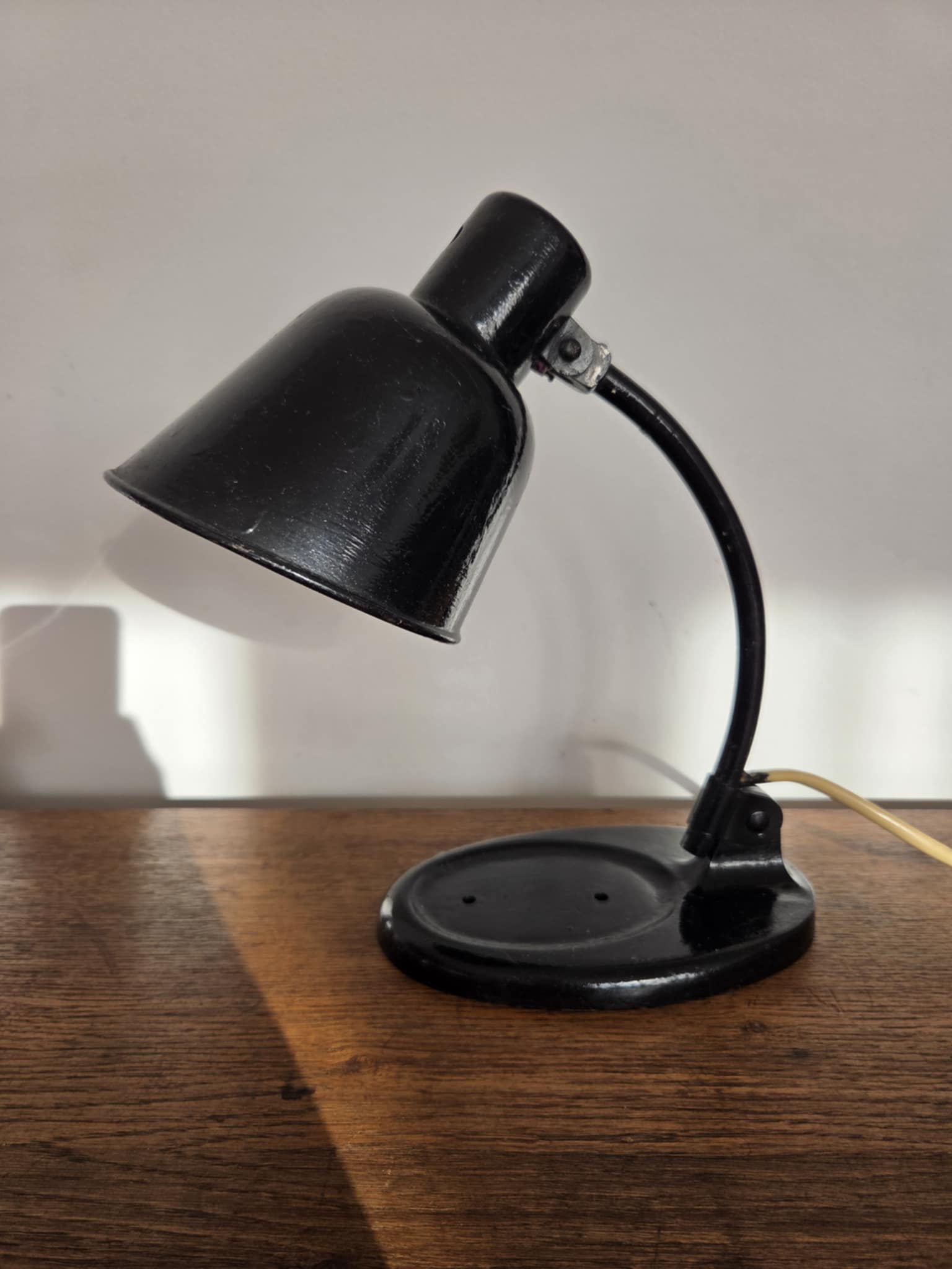 Industriálna stolová lampa – Obrázok 4