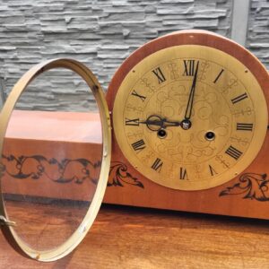 Náhľad 🕰️ Starožitné krbové / stolové hodiny s ornamentom 🕰️