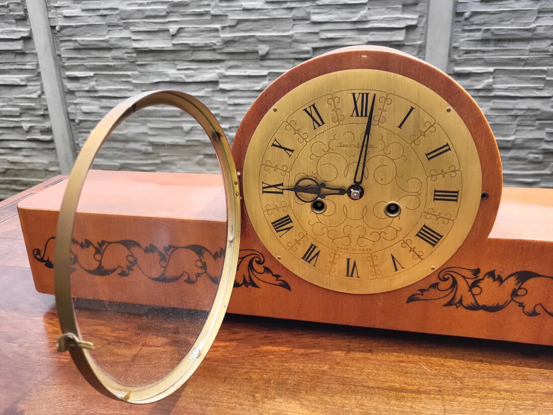 🕰️ Starožitné krbové / stolové hodiny s ornamentom 🕰️ – Obrázok 2