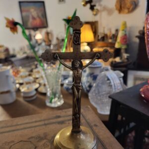 Náhľad Starožitný mosadzný stolový kríž (krucifix) s podstavcom