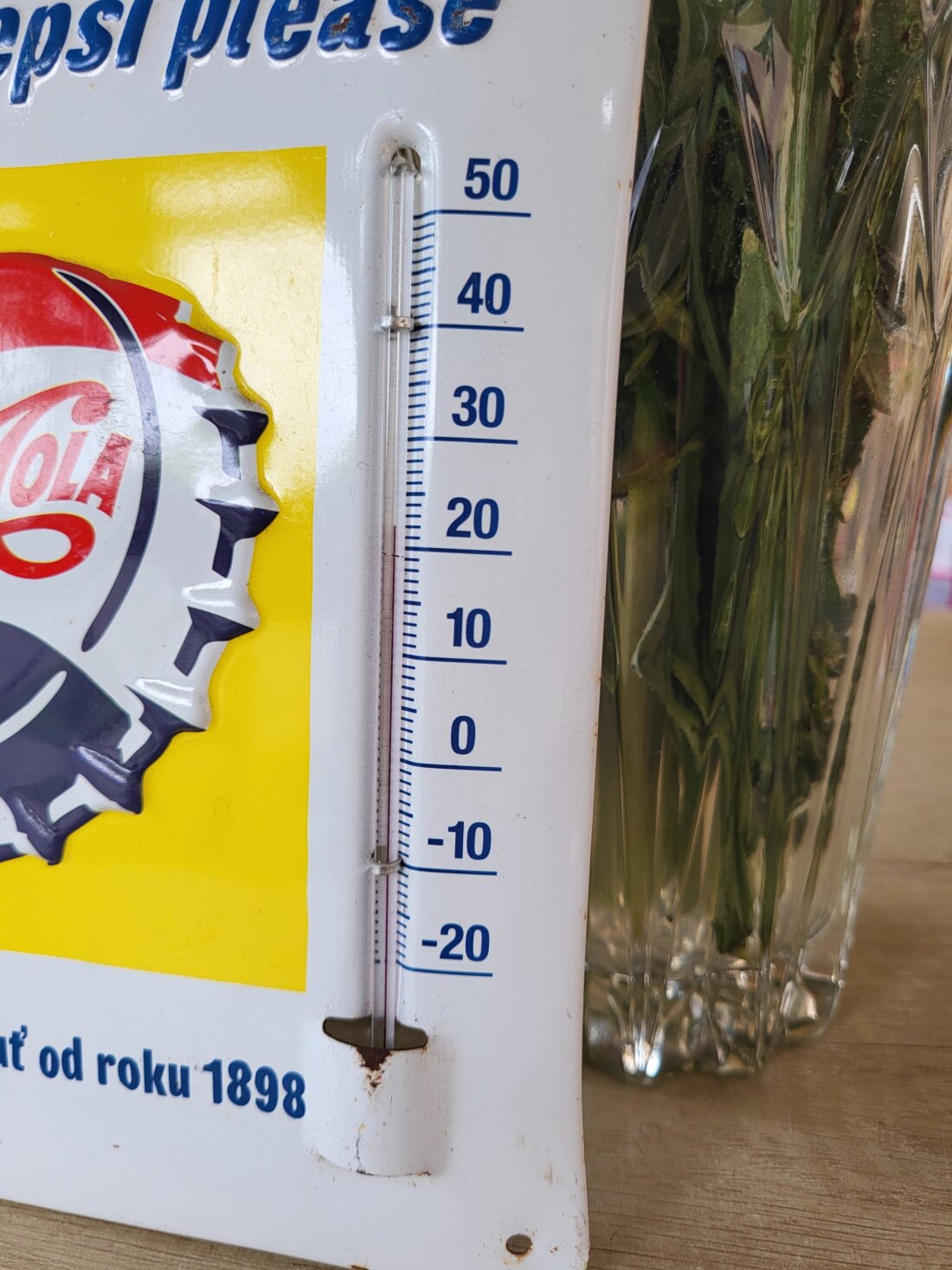 Retro plechová tabuľka s teplomerom – Pepsi-Cola (Say Pepsi Please) – Obrázok 2