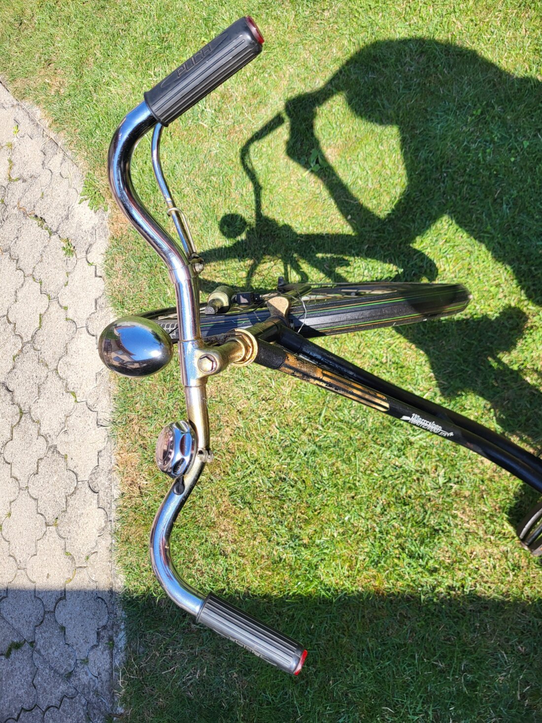 Elegantný vintage mestský bicykel (Waffenrad štýl) – plne funkčný – Obrázok 11