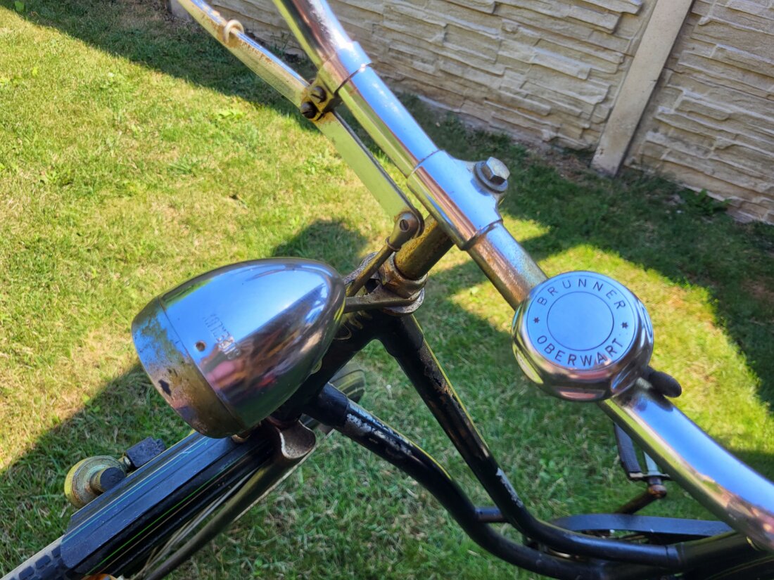 Elegantný vintage mestský bicykel (Waffenrad štýl) – plne funkčný – Obrázok 2