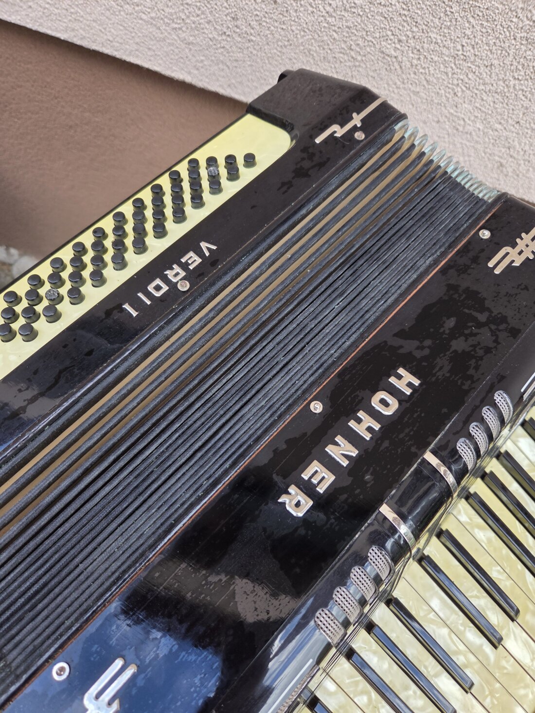 Zberateľský akordeón Hohner Verdi II (96 basov) – Nemecko – Obrázok 4