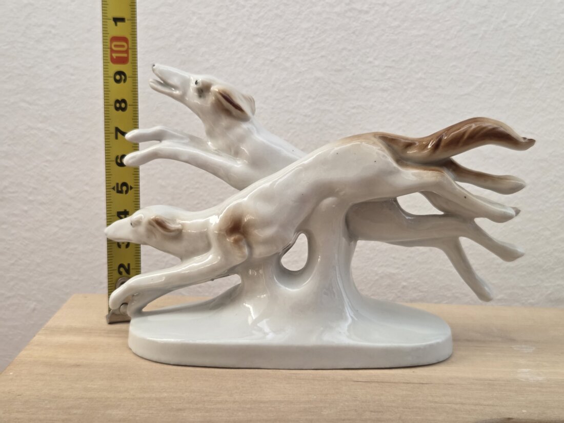 Značená retro porcelánová soška – Bežiace chrty Barzoje (Gräfenthal, Nemecko) – Obrázok 5