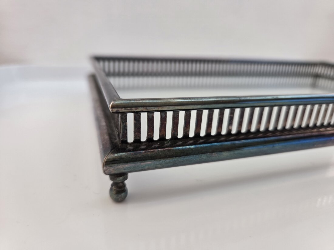 Elegantný vintage servírovací podnos so skleneným dnom – Mid-Century – Obrázok 2
